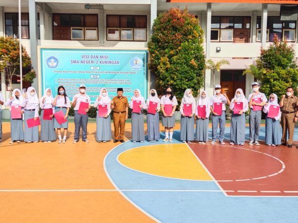 SMANDA SIMPATI dan PRESTASI