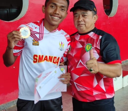 Juara 1 Lomba Atletik Tk Kabupaten Kuningan no Lari 800 m Putra