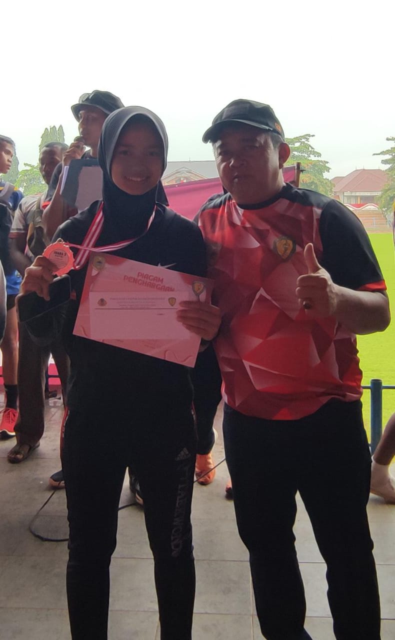 Juara 2 Lomba Atletik Tk Kabupaten Kuningan No Lompat Jauh