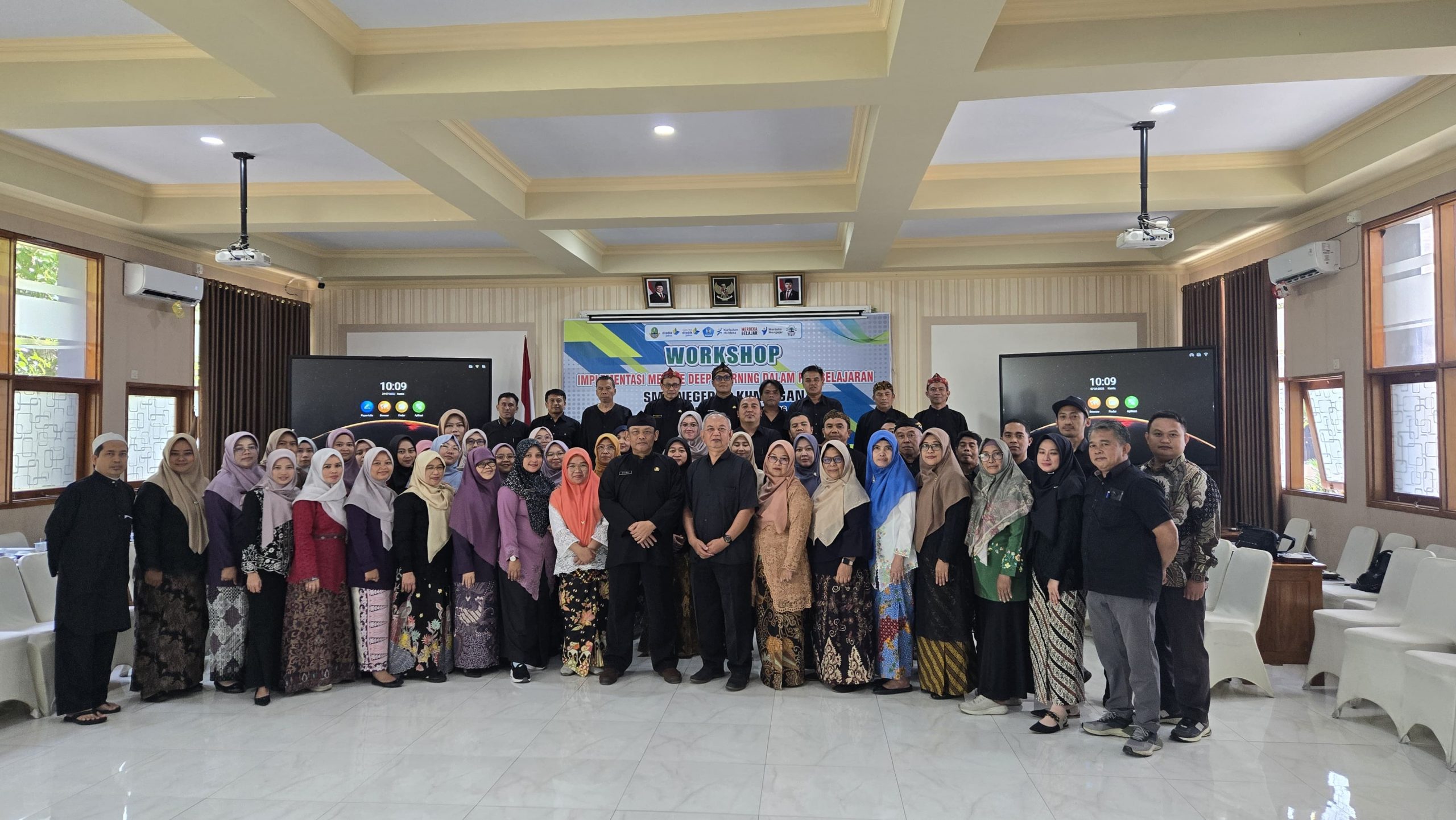 WORKSHOP IMPLEMENTASI DEEP LEARNING DALAM PEMBELAJARAN