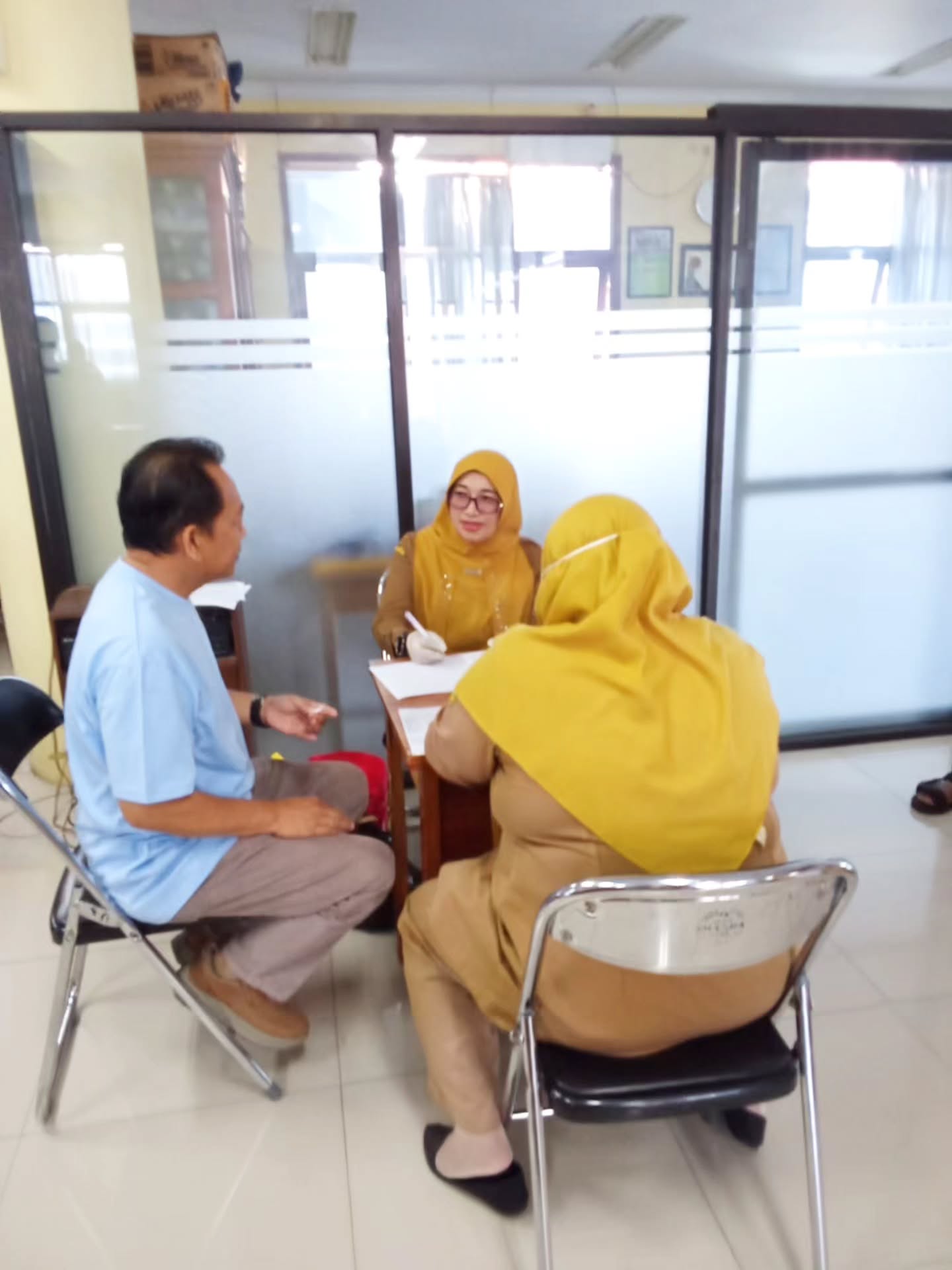 SKRINING KESEHATAN CIVITAS AKADEMIKA SKRINING KESEHATAN CIVITAS AKADEMIKA